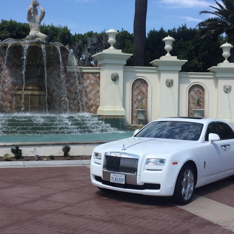 rolls royce sedan